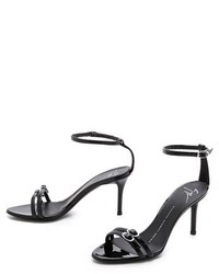 Черные кожаные босоножки на каблуке от Giuseppe Zanotti