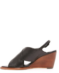 Черные кожаные босоножки на танкетке от Robert Clergerie