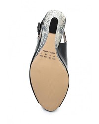 Черные кожаные босоножки на танкетке от Just Couture