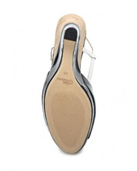 Черные кожаные босоножки на танкетке от Just Couture