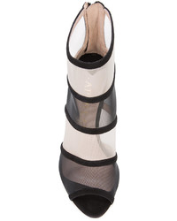 Женские черные кожаные босоножки от Aperlaï