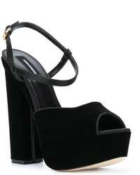 Женские черные кожаные босоножки от Dsquared2