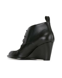 Черные кожаные ботильоны на танкетке от Robert Clergerie