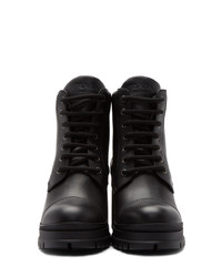 Черные кожаные ботильоны на шнуровке с шипами от Prada