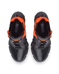 Черные кожаные ботильоны на шнуровке от Prada