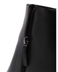Черные кожаные ботильоны с украшением от Sophia Webster