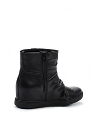 Черные кожаные ботильоны от Geox