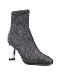 Черные кожаные ботильоны от Lola Cruz