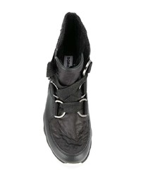 Черные кожаные ботильоны от Sorel