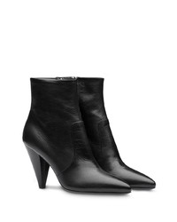 Черные кожаные ботильоны от Prada