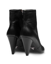 Черные кожаные ботильоны от Prada