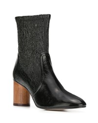 Черные кожаные ботильоны от Stuart Weitzman