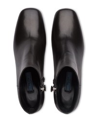 Черные кожаные ботильоны от Prada