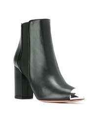 Черные кожаные ботильоны от Aquazzura