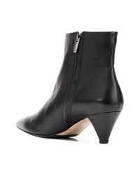 Черные кожаные ботильоны от The Seller