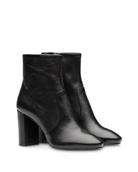 Черные кожаные ботильоны от Prada