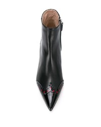 Черные кожаные ботильоны от Miu Miu