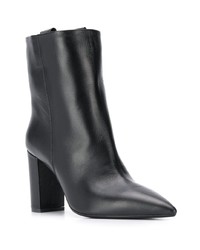 Черные кожаные ботильоны от The Seller