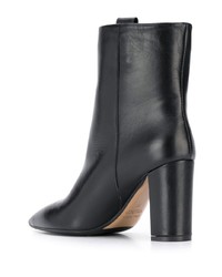Черные кожаные ботильоны от The Seller