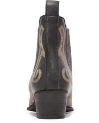 Черные кожаные ботильоны от Dolce Vita