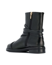 Черные кожаные ботильоны от Cesare Paciotti