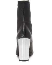 Черные кожаные ботильоны от Opening Ceremony