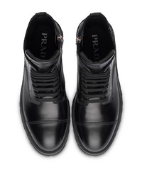 Женские черные кожаные ботинки на шнуровке от Prada