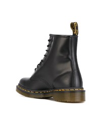 Женские черные кожаные ботинки на шнуровке от Dr. Martens