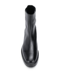 Женские черные кожаные ботинки челси от Stuart Weitzman