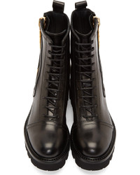 Женские черные кожаные ботинки от Versus