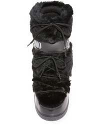 Женские черные кожаные ботинки от Moschino