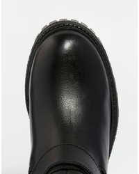 Женские черные кожаные ботинки от Pieces