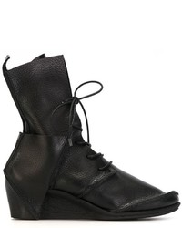 Женские черные кожаные ботинки от Trippen