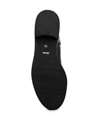 Черные кожаные ботфорты от Bata