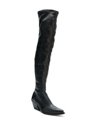 Черные кожаные ботфорты от Givenchy