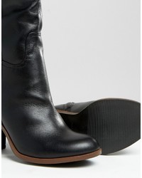 Черные кожаные ботфорты от Aldo