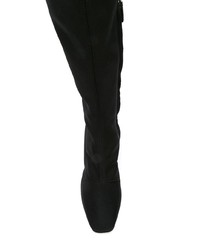 Черные кожаные ботфорты от Moschino