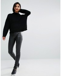 Женские черные кожаные брюки от Vero Moda