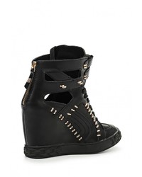 Черные кожаные кроссовки на танкетке от Guapissima