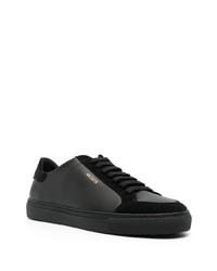 Мужские черные кожаные кроссовки от Axel Arigato