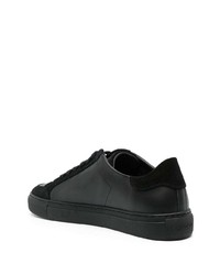 Мужские черные кожаные кроссовки от Axel Arigato