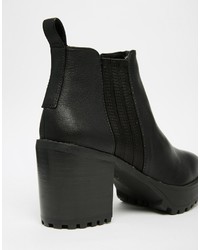 Черные кожаные массивные ботильоны от Monki