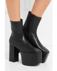 Черные кожаные массивные ботильоны от Balenciaga