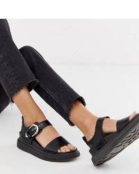 Черные кожаные массивные сандалии на плоской подошве от Pull&Bear