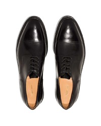 Черные кожаные массивные туфли дерби от John Lobb