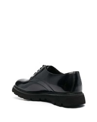 Черные кожаные массивные туфли дерби от Doucal's