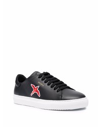 Мужские черные кожаные низкие кеды с вышивкой от Axel Arigato