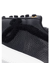 Мужские черные кожаные низкие кеды от John Geiger