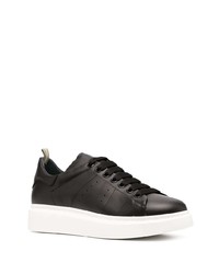 Мужские черные кожаные низкие кеды от Officine Creative