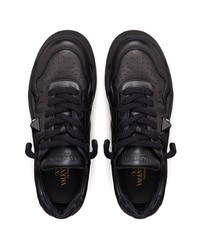 Мужские черные кожаные низкие кеды от Valentino Garavani